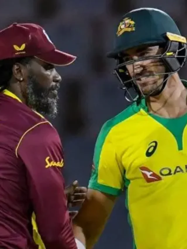 Chris-Gayle-and-Mitchell-Starc